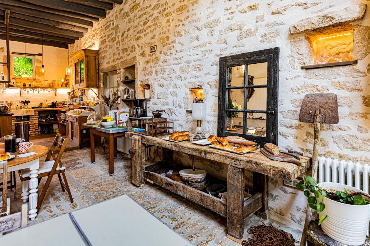 Le Domaine Des Carriers Bed & Breakfast Chevroches Luaran gambar