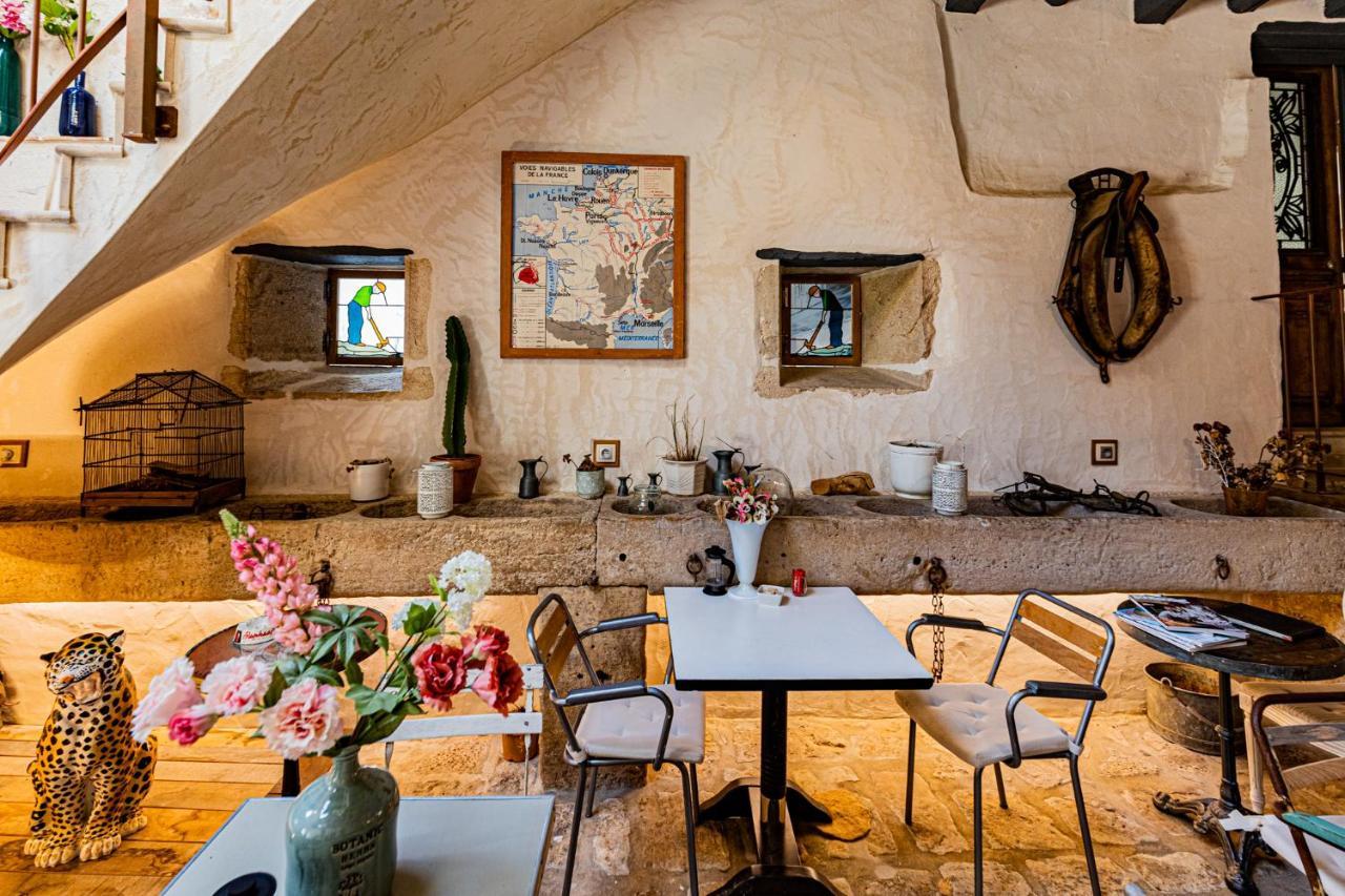 Le Domaine Des Carriers Bed & Breakfast Chevroches Luaran gambar